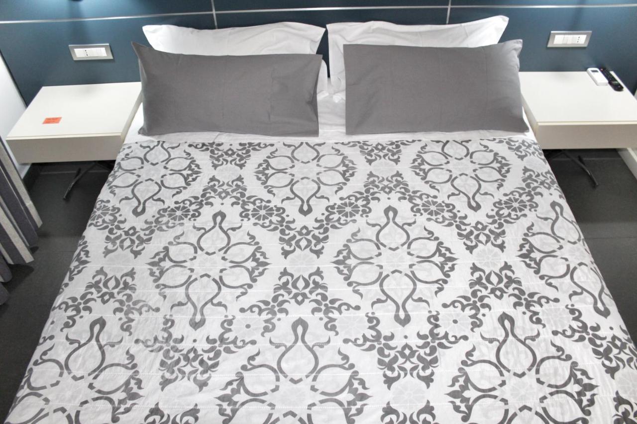 Cosenza Luxury Apartment Dış mekan fotoğraf