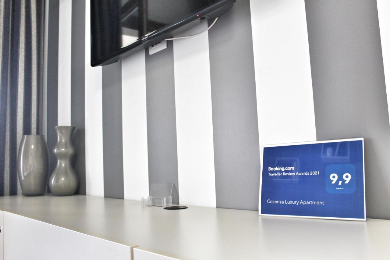 Cosenza Luxury Apartment Dış mekan fotoğraf