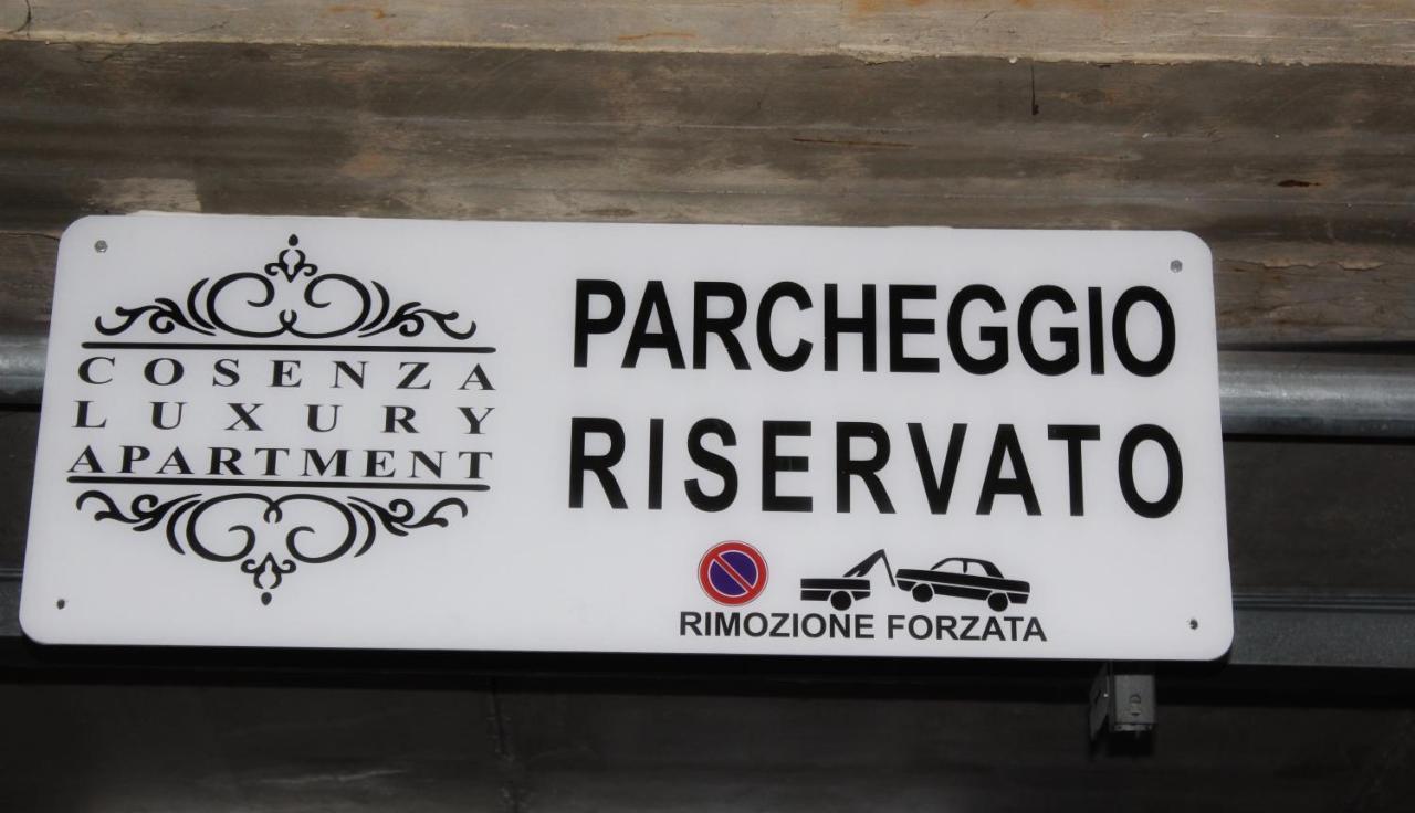 Cosenza Luxury Apartment Dış mekan fotoğraf
