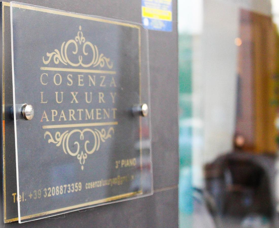 Cosenza Luxury Apartment Dış mekan fotoğraf